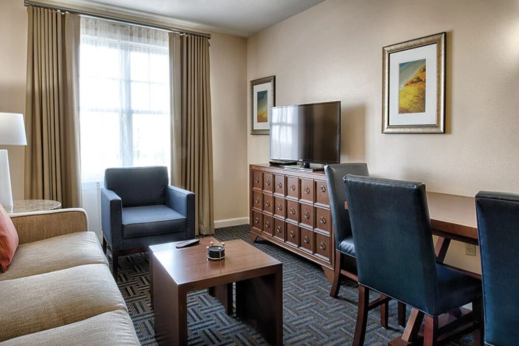 Photo of Livingroom in The Point