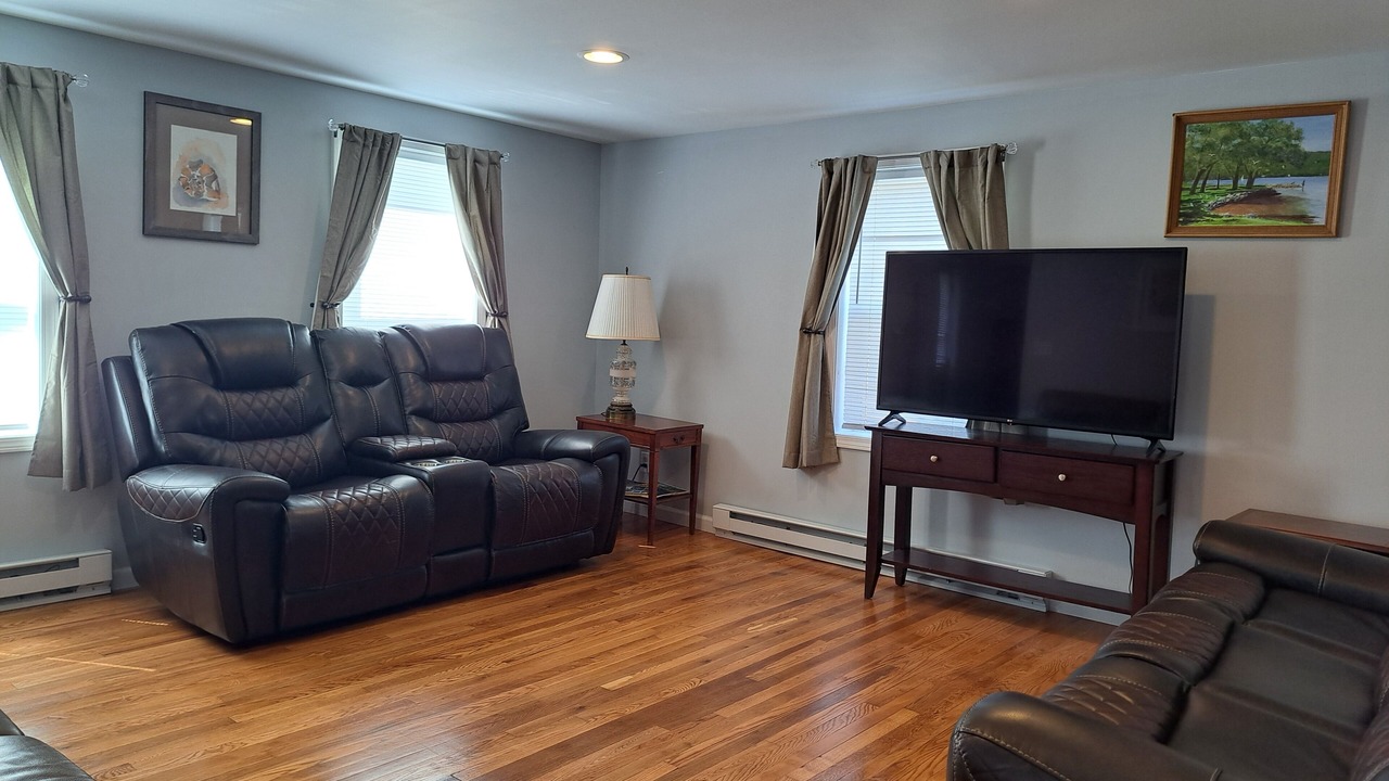 Photo of Livingroom in Watkins Glen