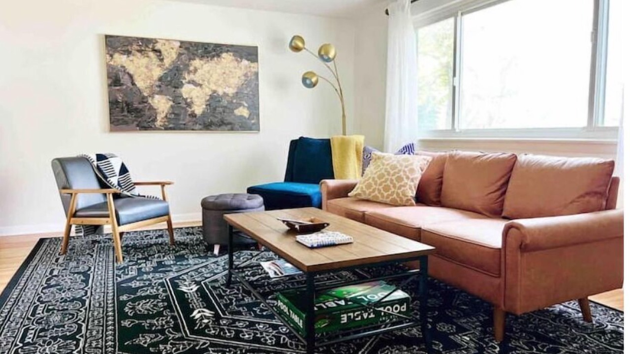 Photo of Livingroom in Amherst