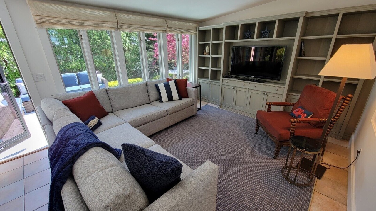 Photo of Livingroom in North Chatham