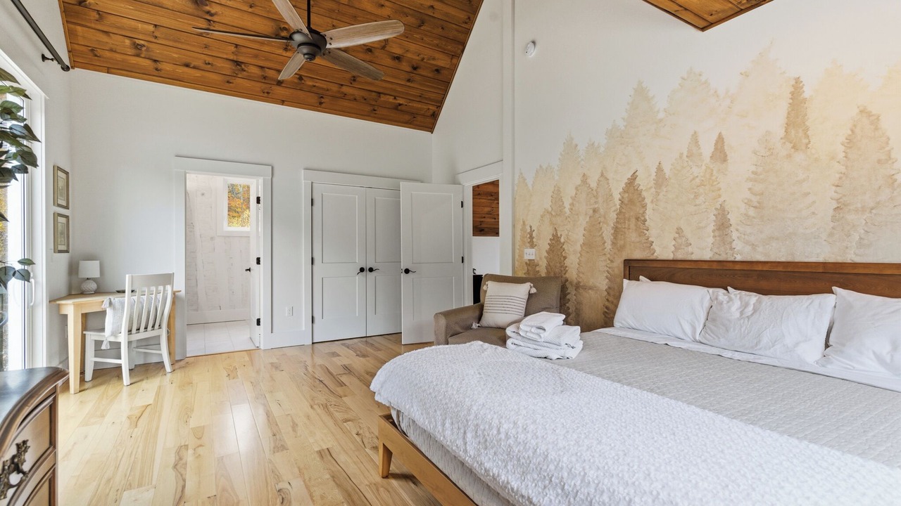 Photo of Bedroom in Alton Bay