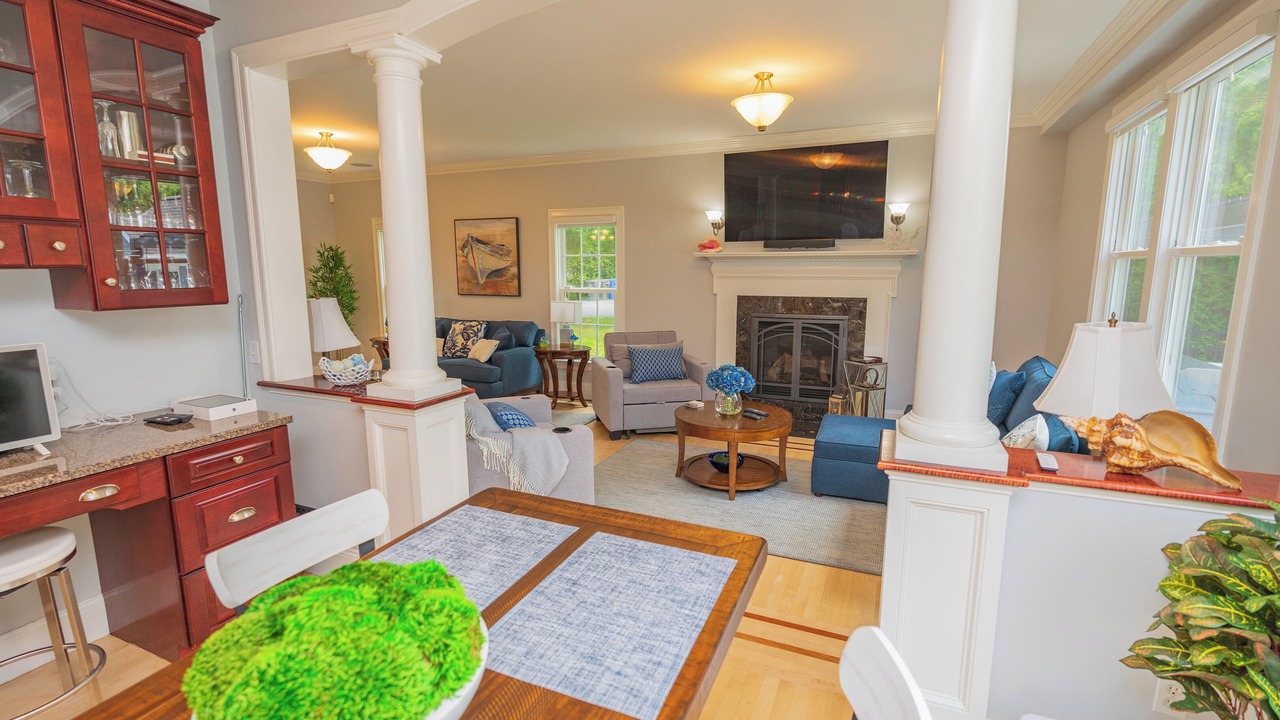 Photo of Livingroom in Newport East