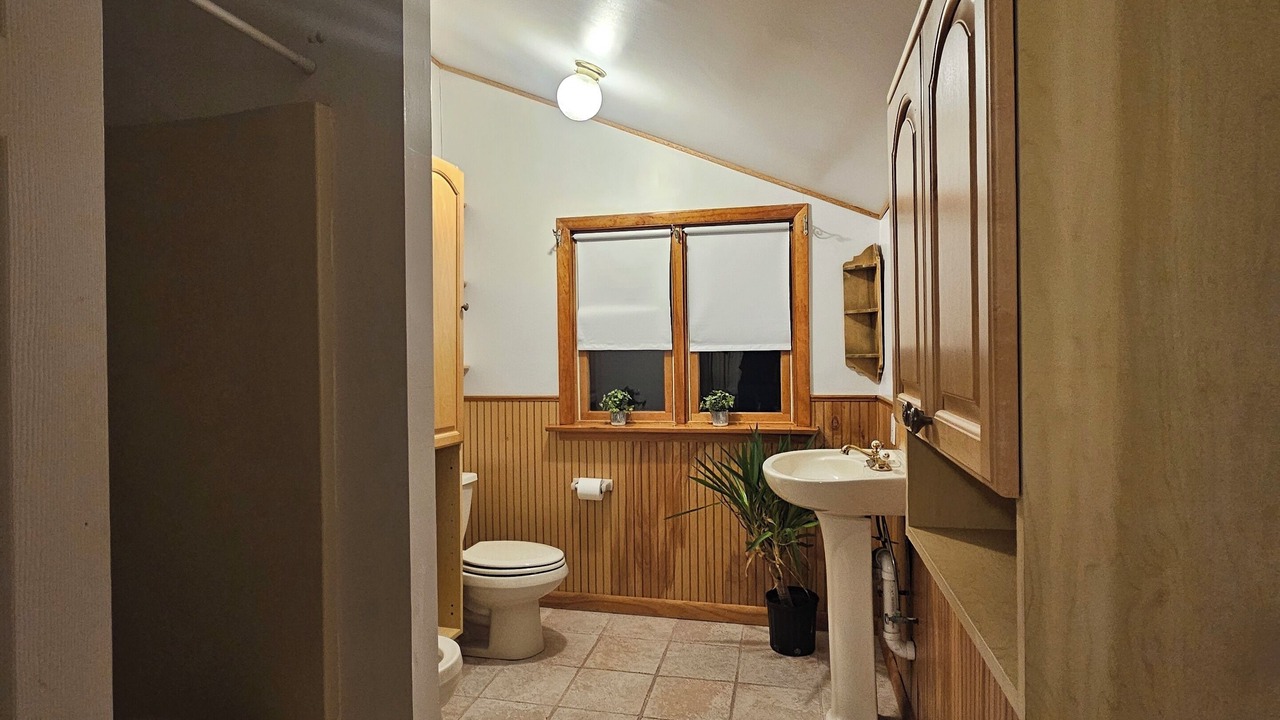 Photo of Bathroom in Round Top