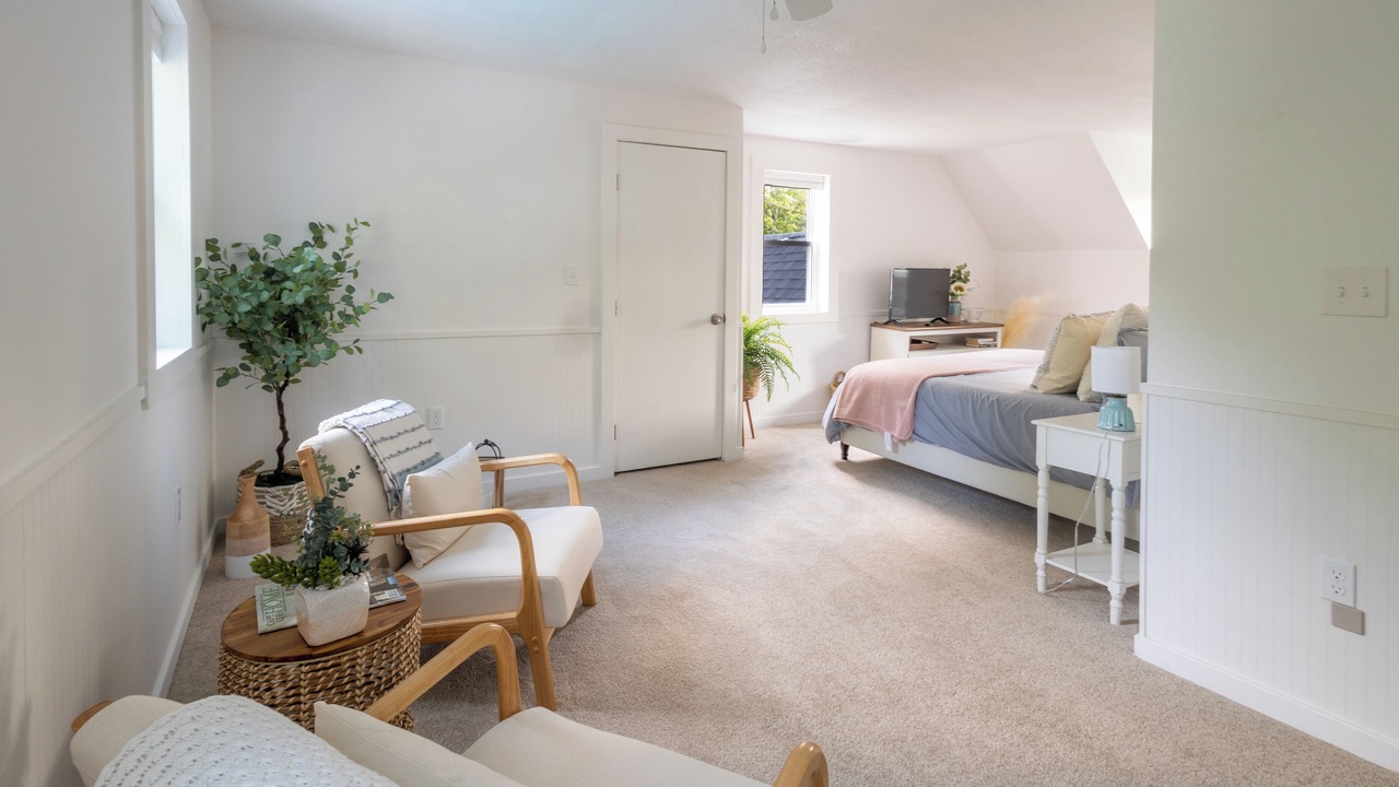 Photo of Bedroom in Mashpee