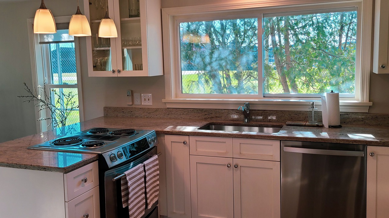 Photo of Kitchen in Off Broadway