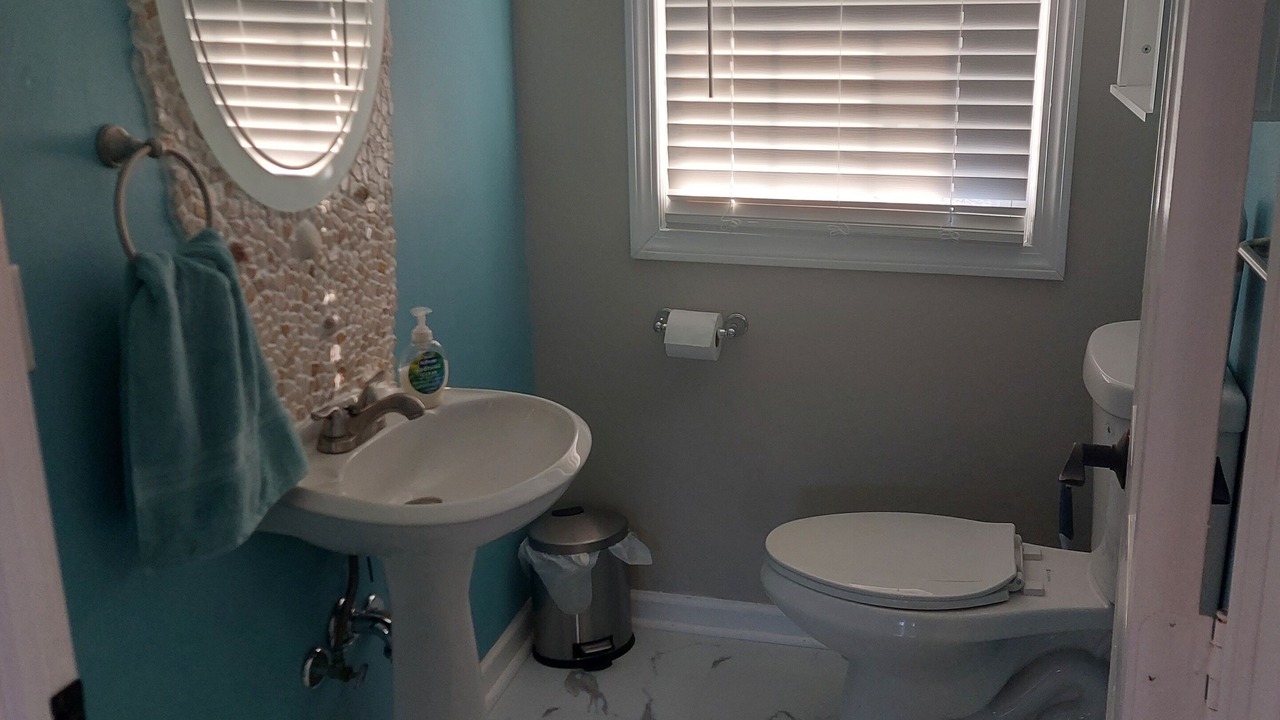 Photo of Bathroom in Niantic