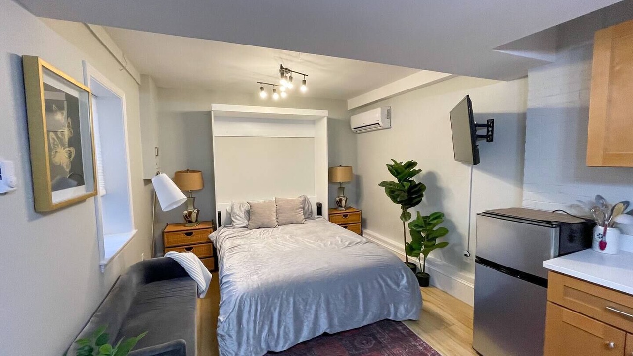 Photo of Bedroom in Cleveland Circle