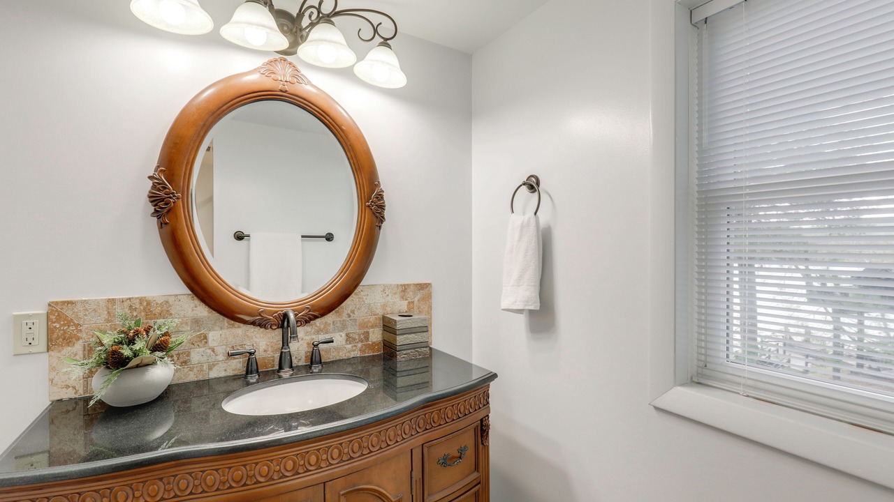 Photo of Bathroom in Sunapee