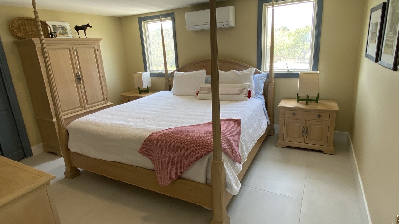 Photo of Bedroom in Adamsville