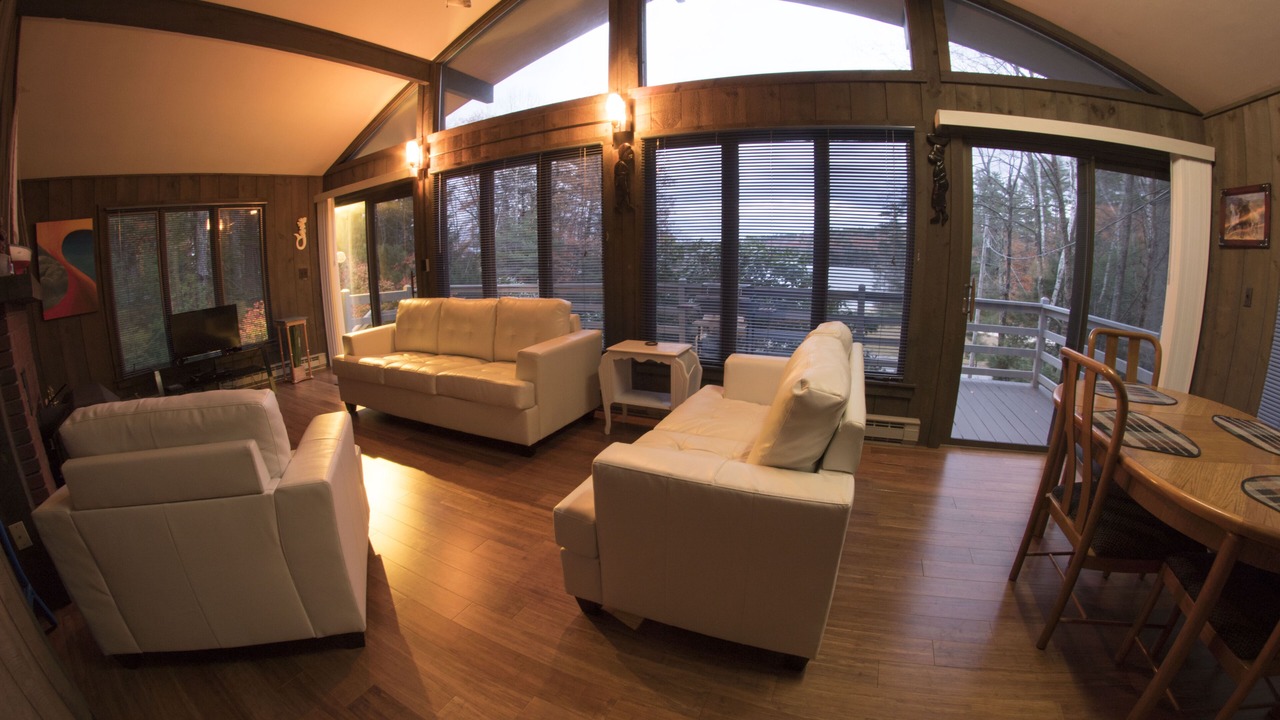 Photo of Livingroom in Alton Bay