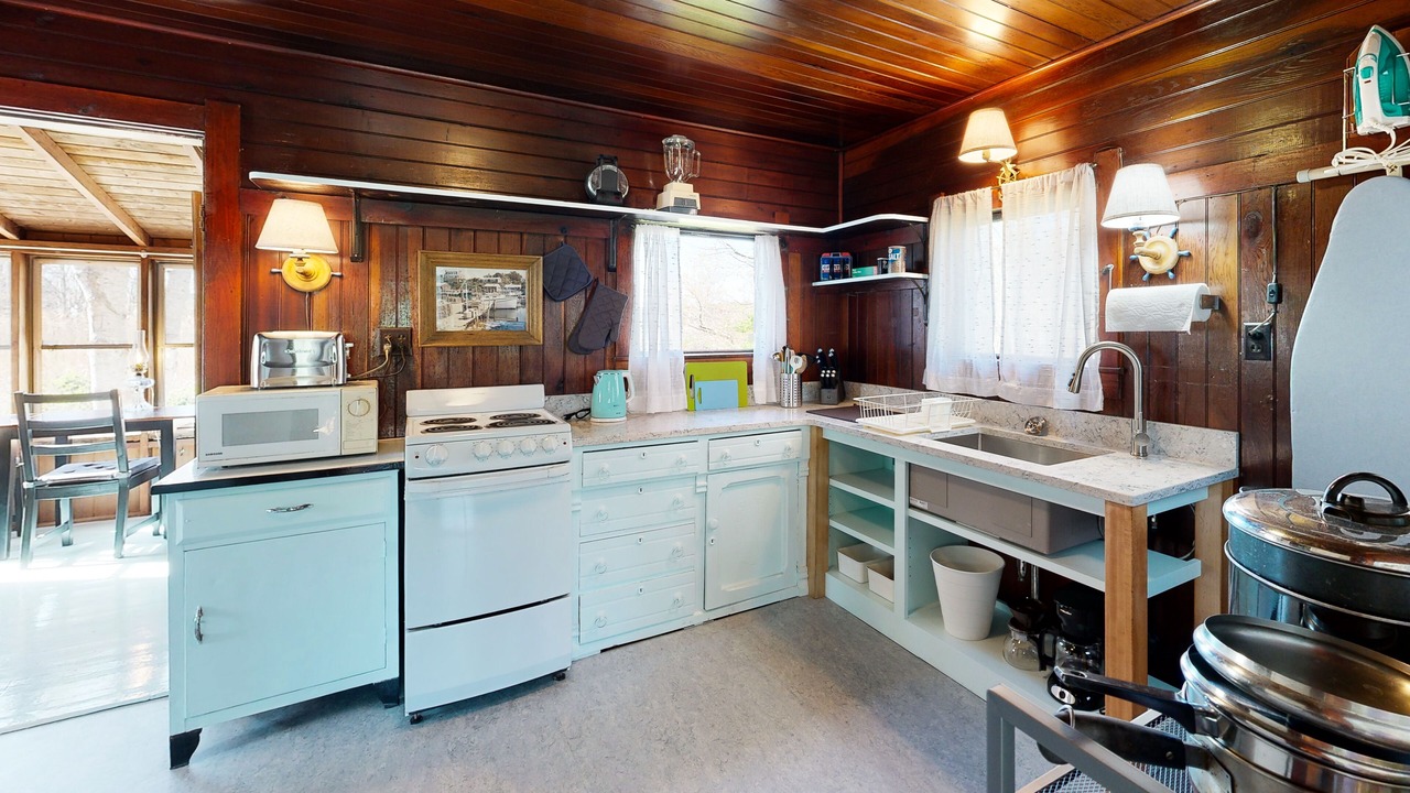 Photo of Kitchen in Oak Bluffs