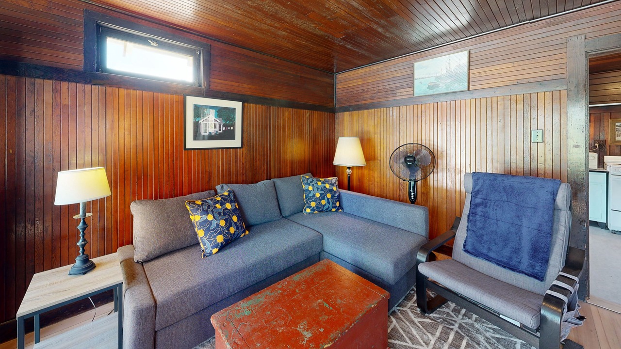 Photo of Livingroom in Oak Bluffs