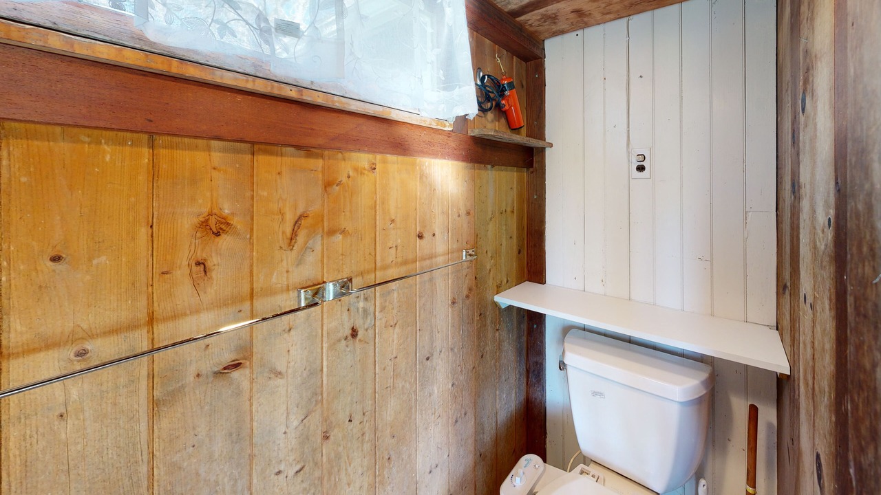 Photo of Bathroom in Oak Bluffs
