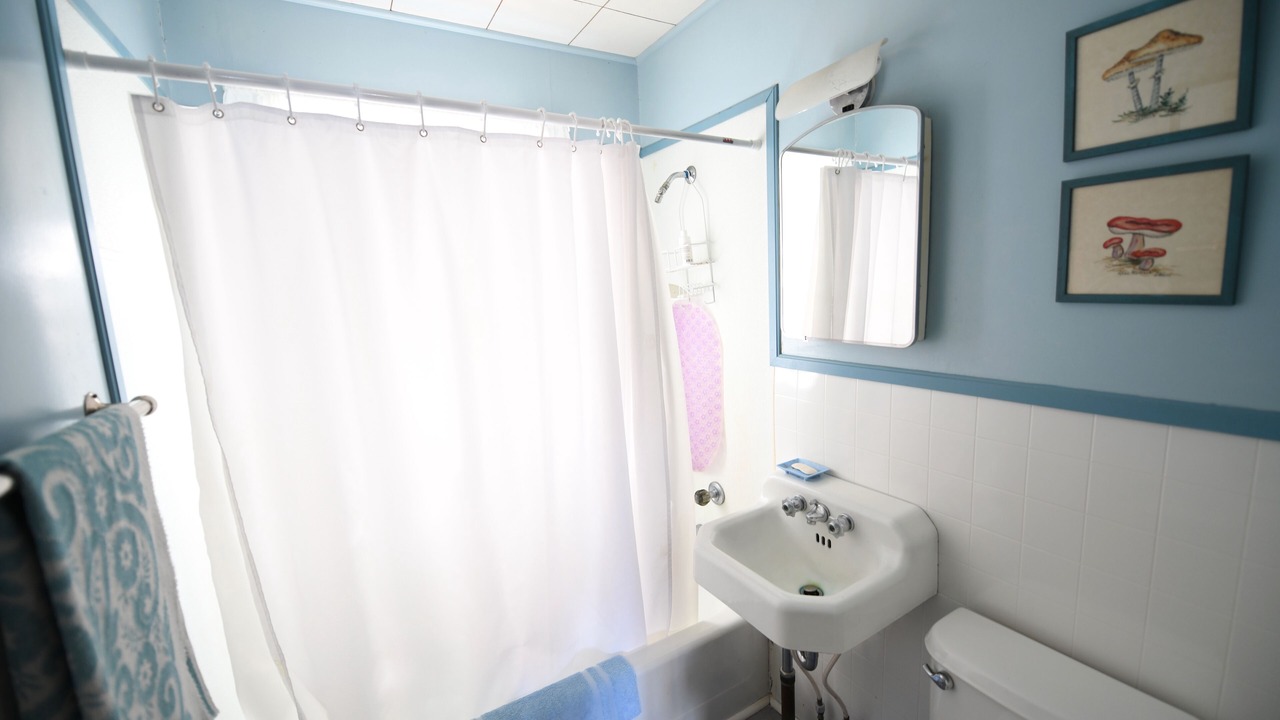 Photo of Bathroom in Gray