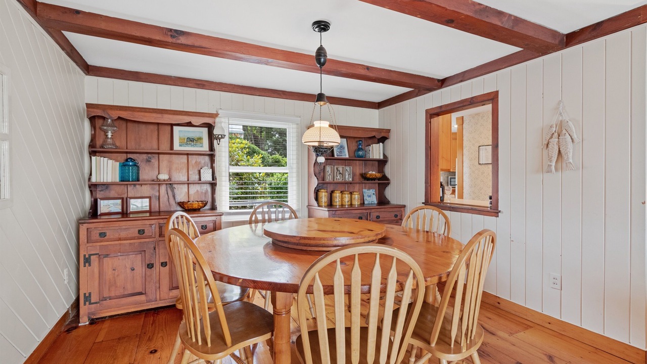 Photo of Livingroom in Branford