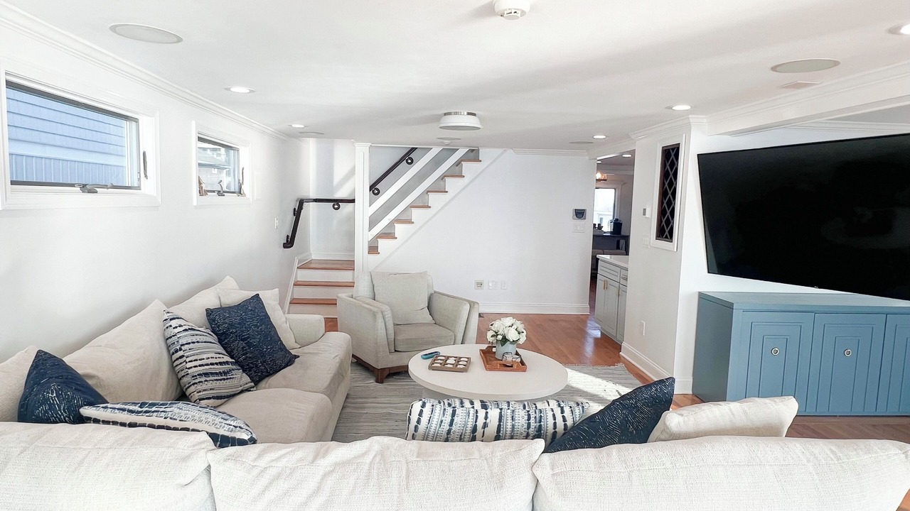 Photo of Livingroom in Milford