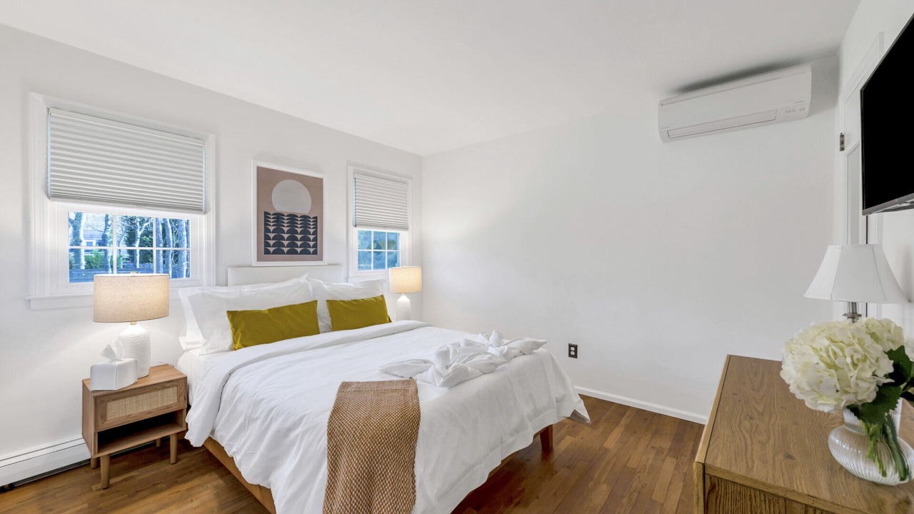 Photo of Bedroom in Hampton Bays