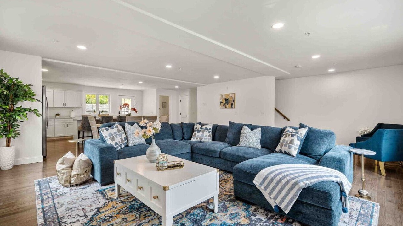 Photo of Livingroom in Worcester
