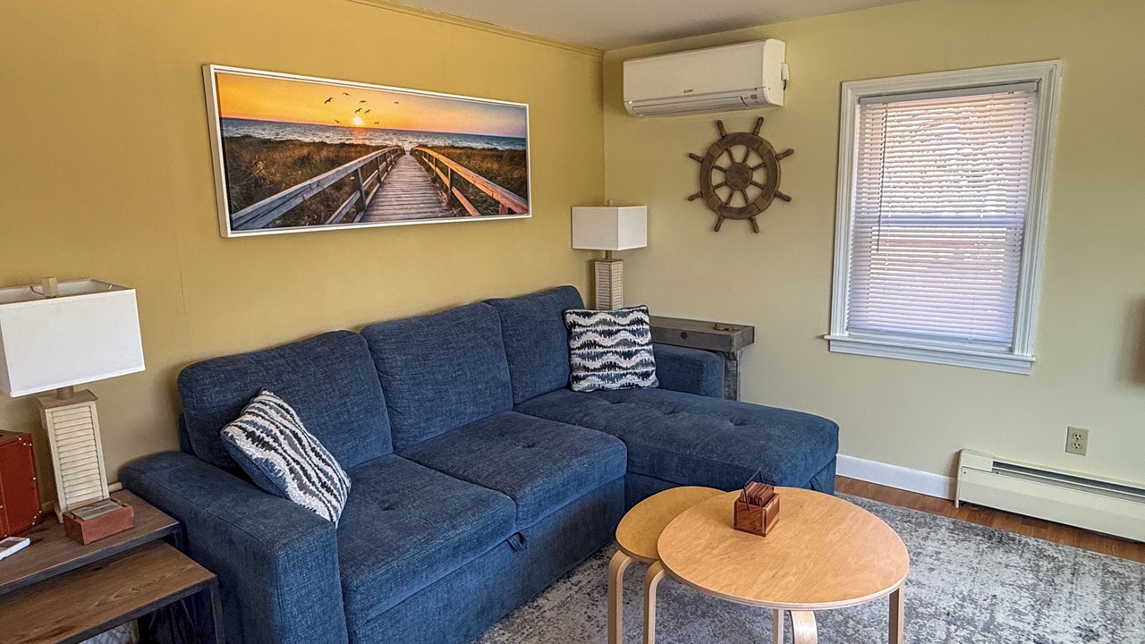 Photo of Livingroom in East Falmouth