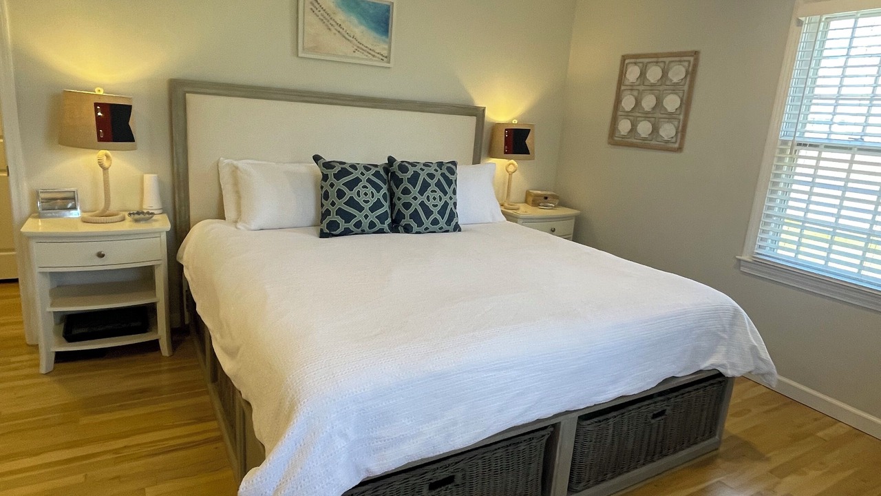 Photo of Bedroom in Dennis