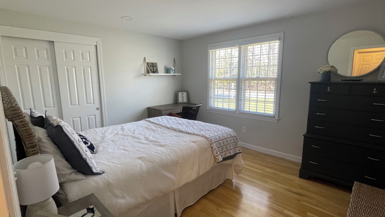 Photo of Bedroom in Dennis