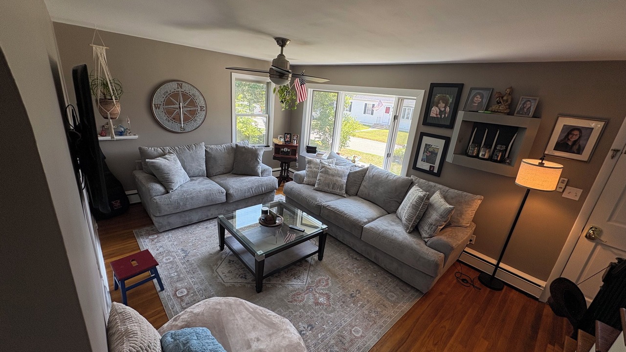 Photo of Livingroom in Portsmouth