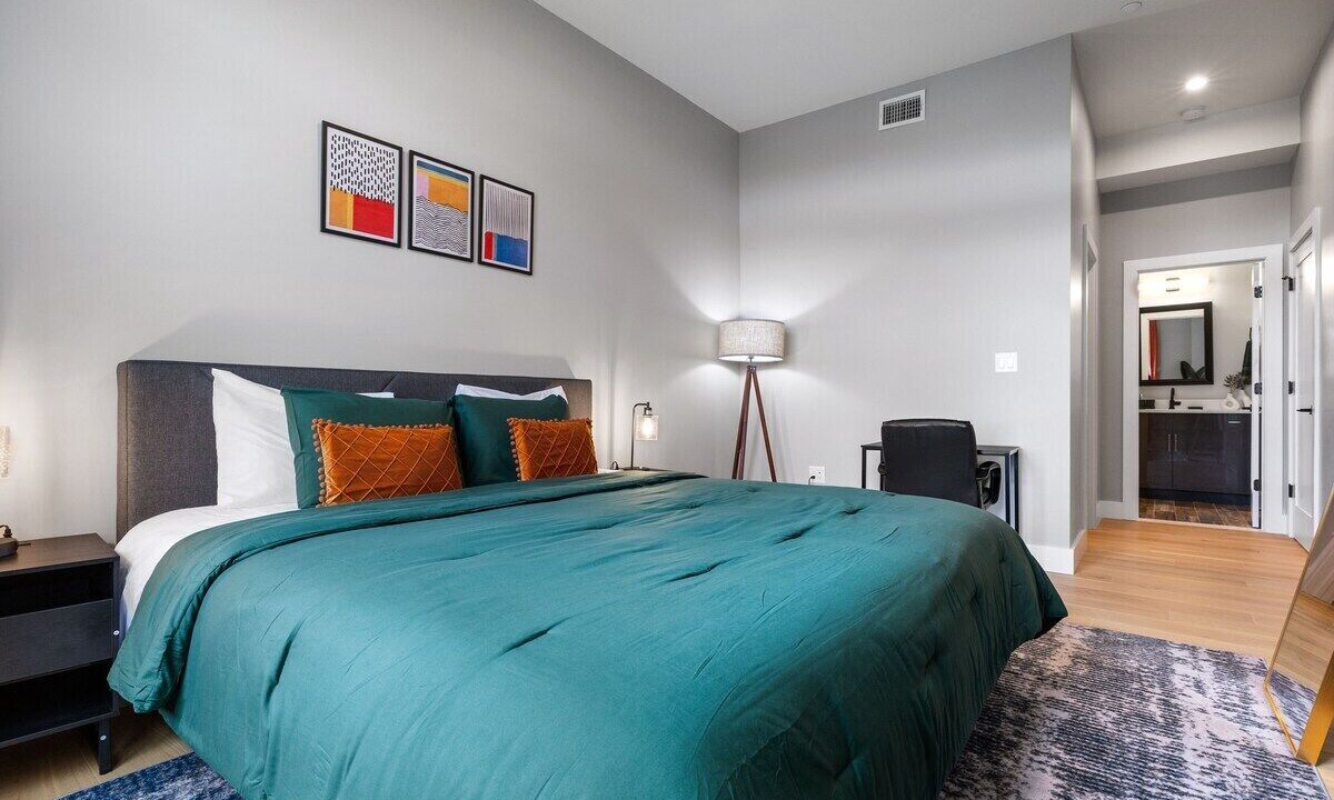Photo of Bedroom in East Somerville