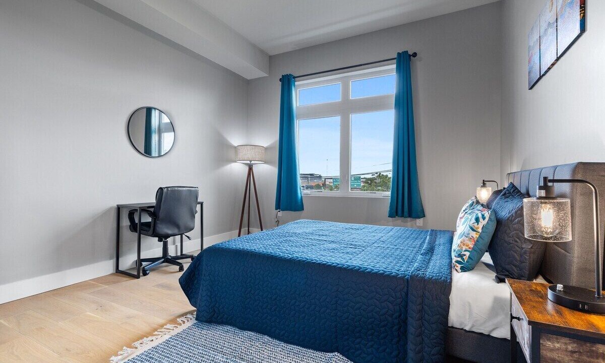 Photo of Bedroom in East Somerville
