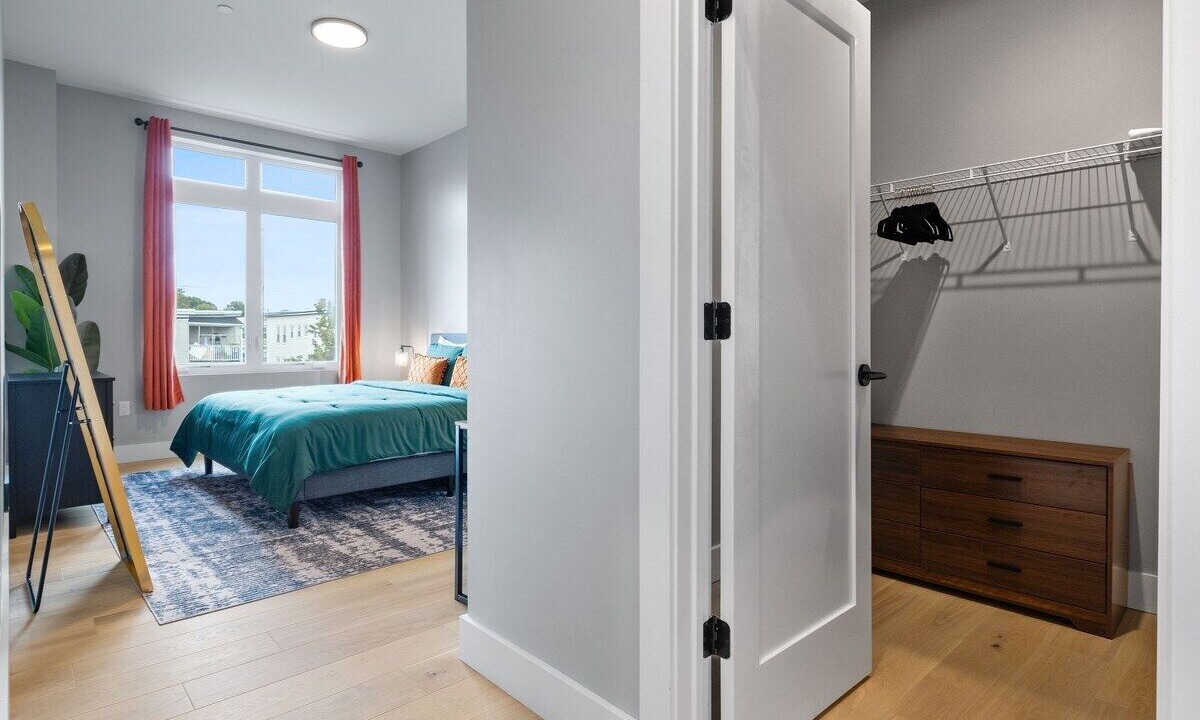 Photo of Bedroom in East Somerville