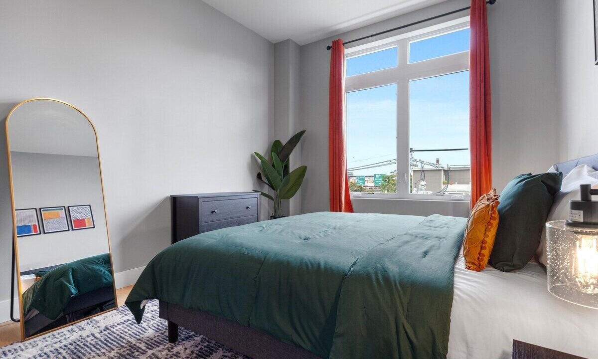 Photo of Bedroom in East Somerville