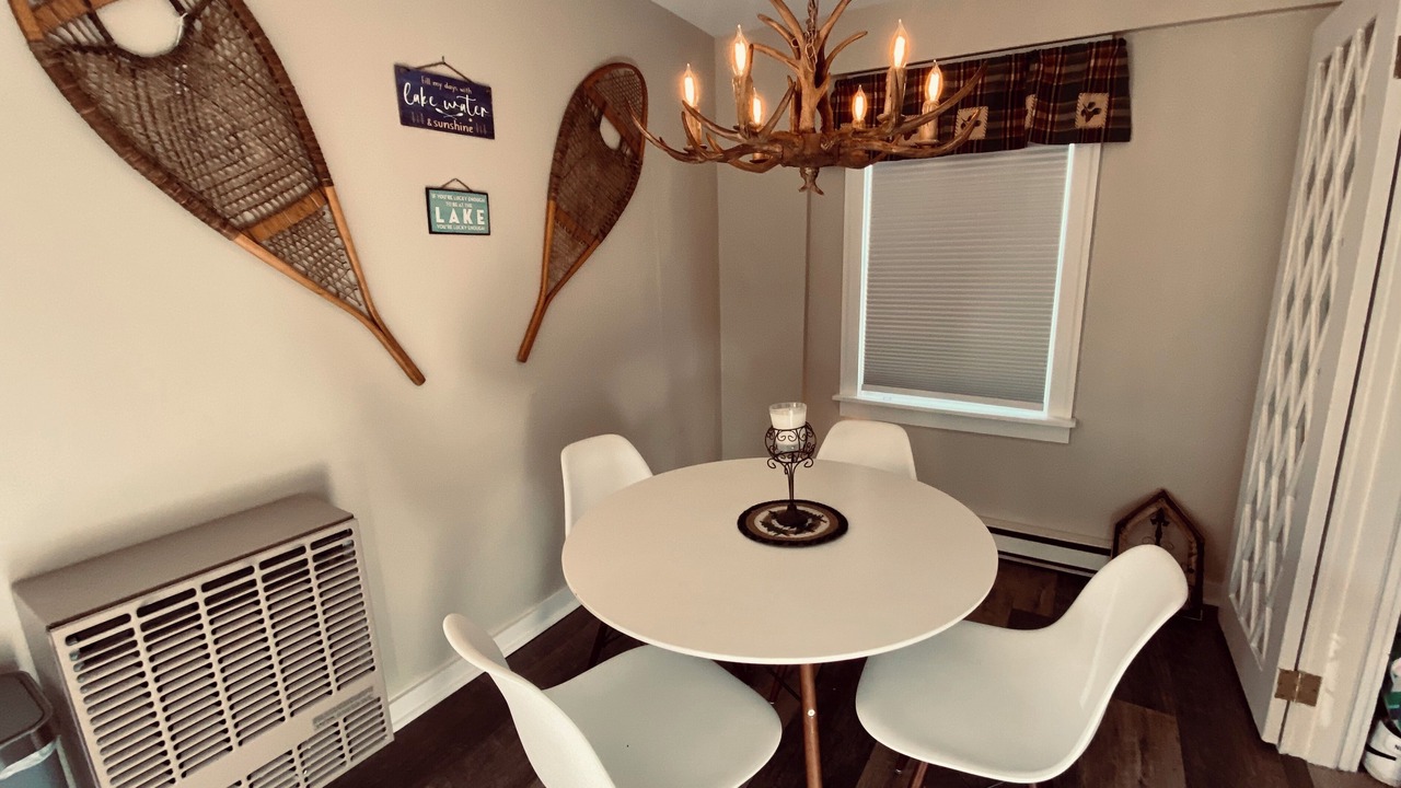Photo of Livingroom in Bolton Landing