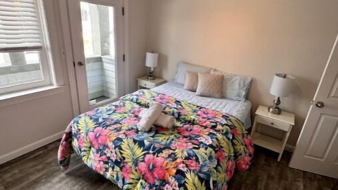 Photo of Bedroom in Yachting Village