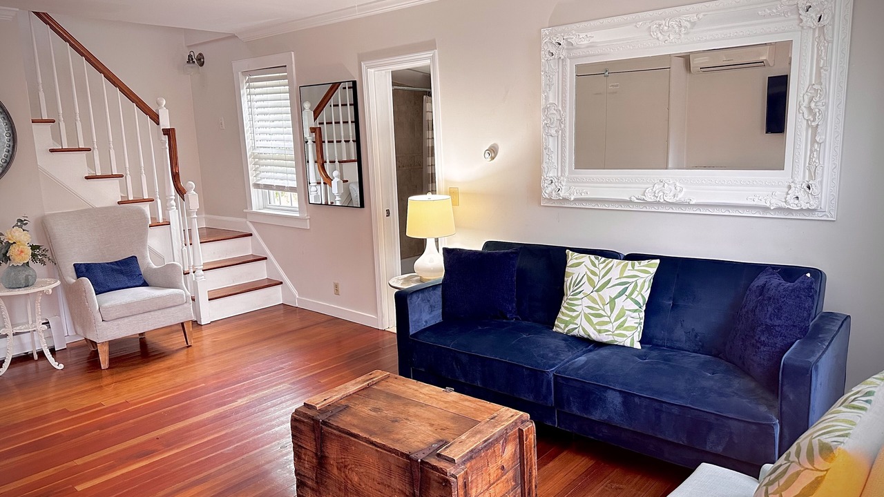 Photo of Livingroom in Yachting Village