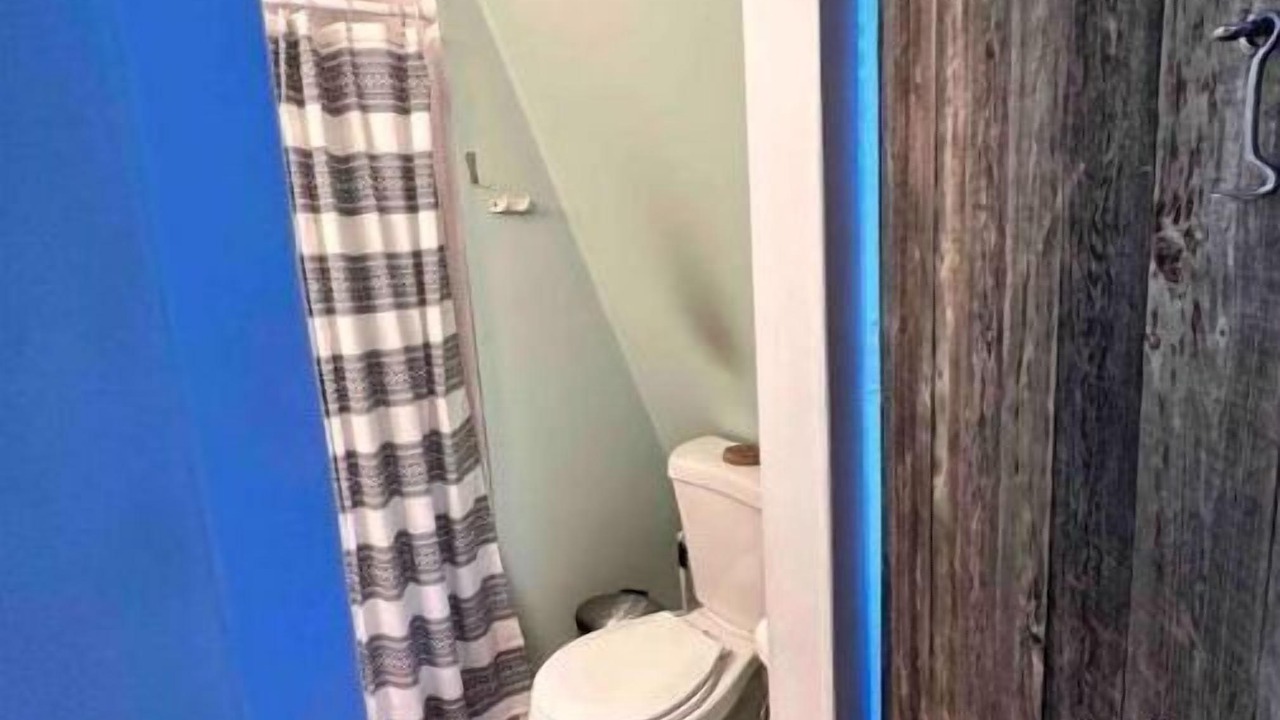 Photo of Bathroom in Yachting Village
