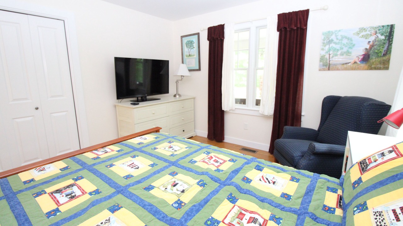 Photo of Bedroom in Cotuit