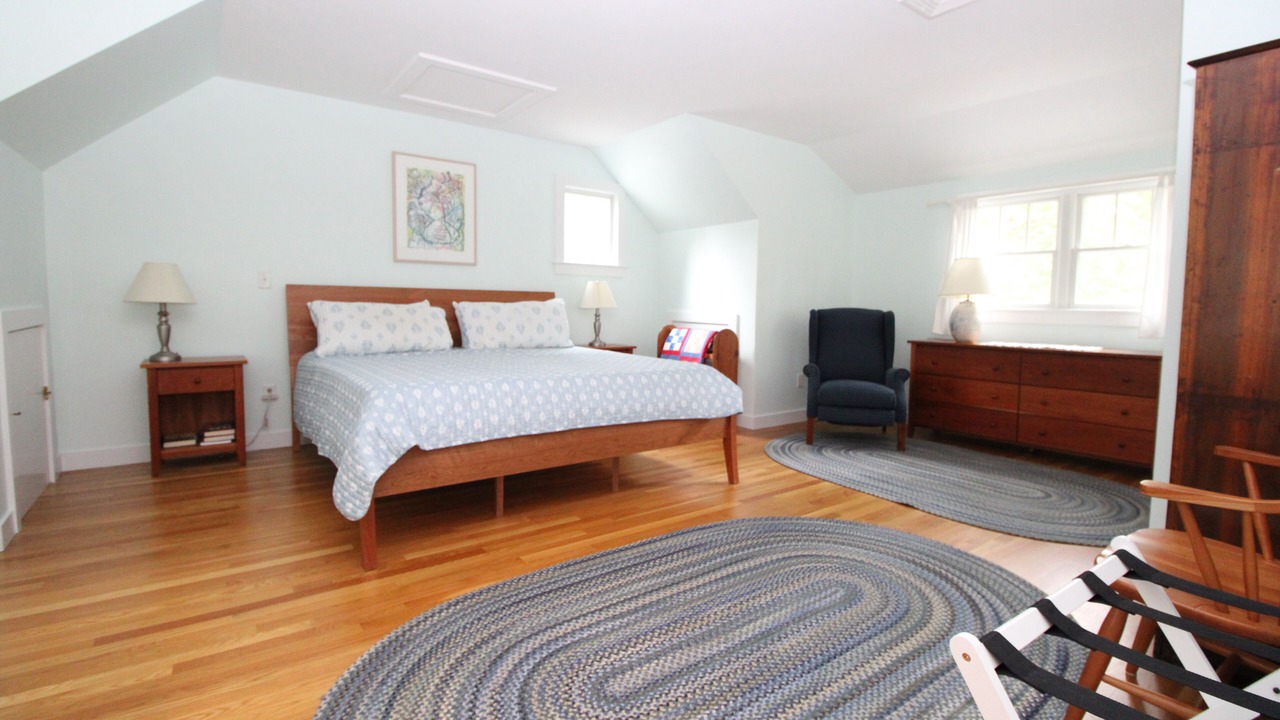 Photo of Bedroom in Cotuit