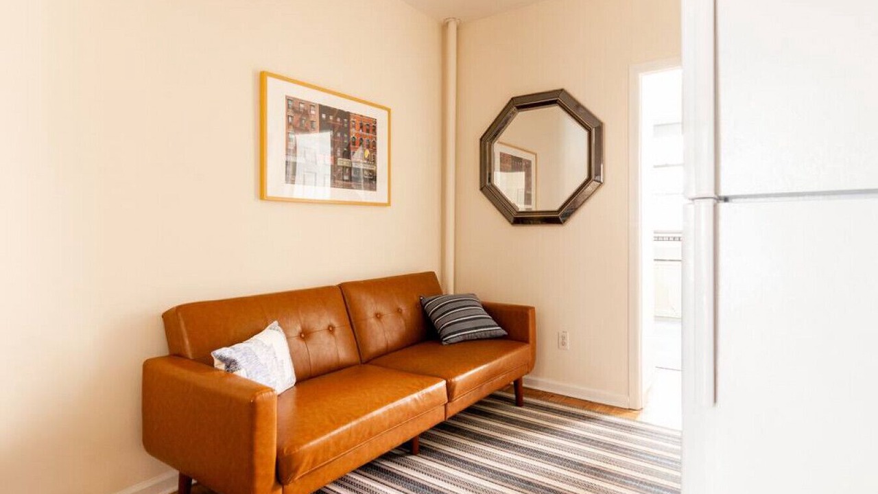 Photo of Livingroom in Chinatown
