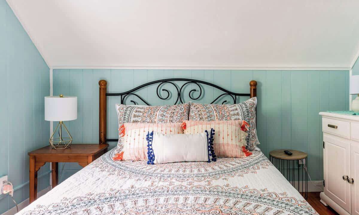 Photo of Bedroom in Woburn