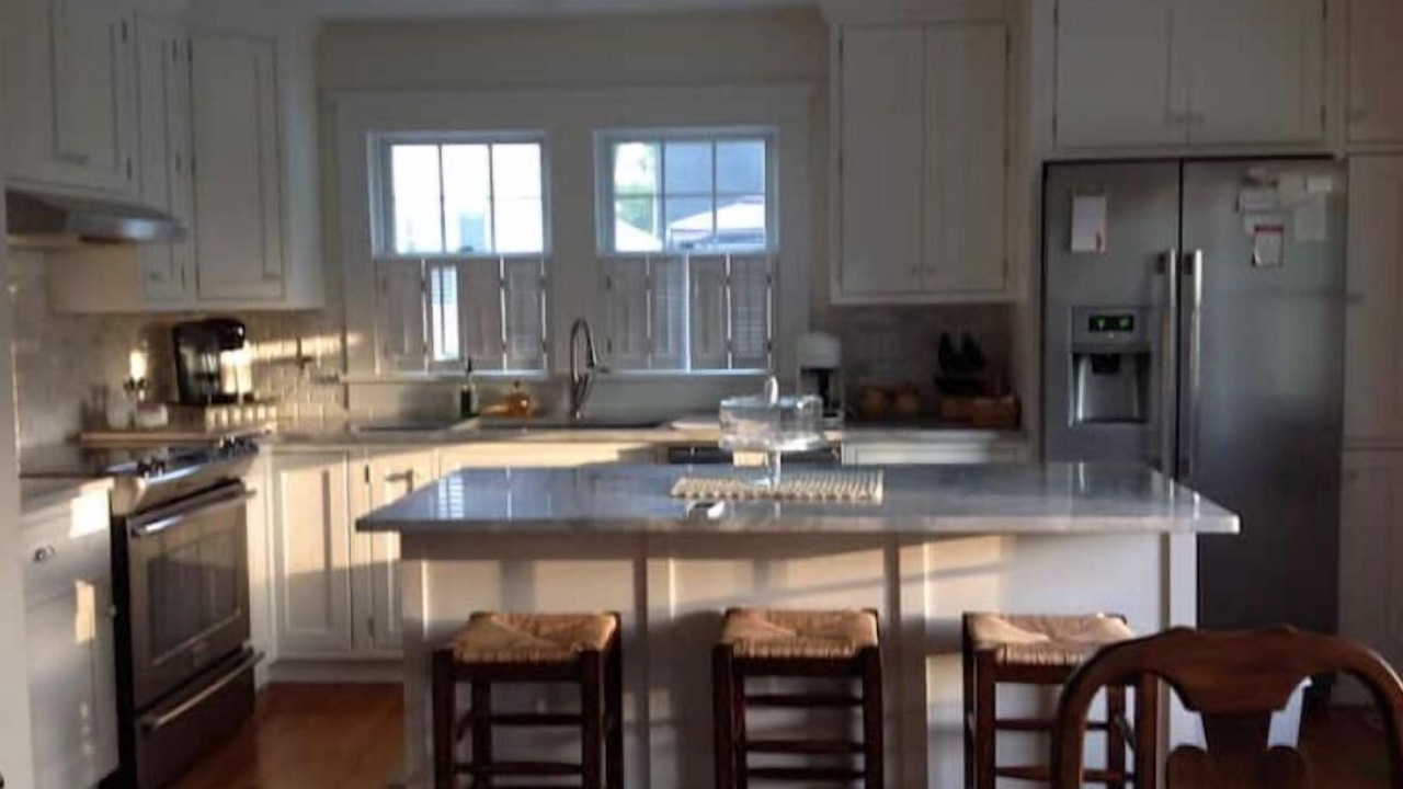 Photo of Kitchen in Bellevue Avenue Historic District