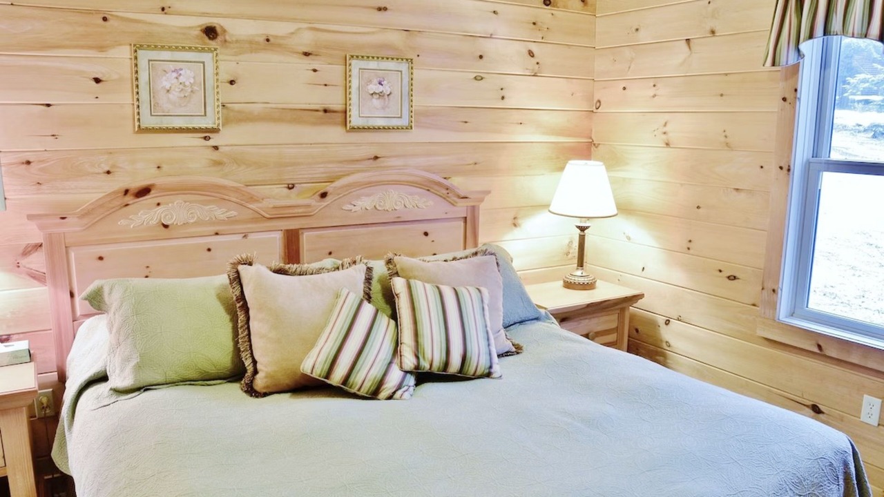 Photo of Bedroom in Jeffersonville