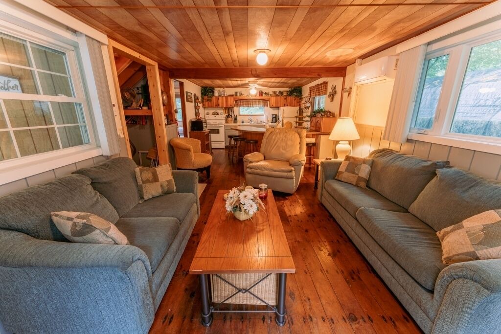 Photo of Livingroom in South Casco