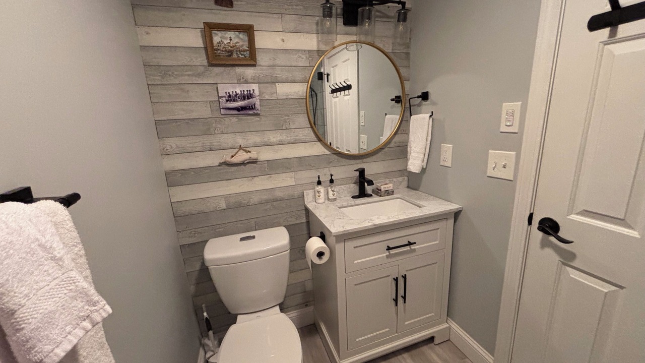 Photo of Bathroom in Ogunquit