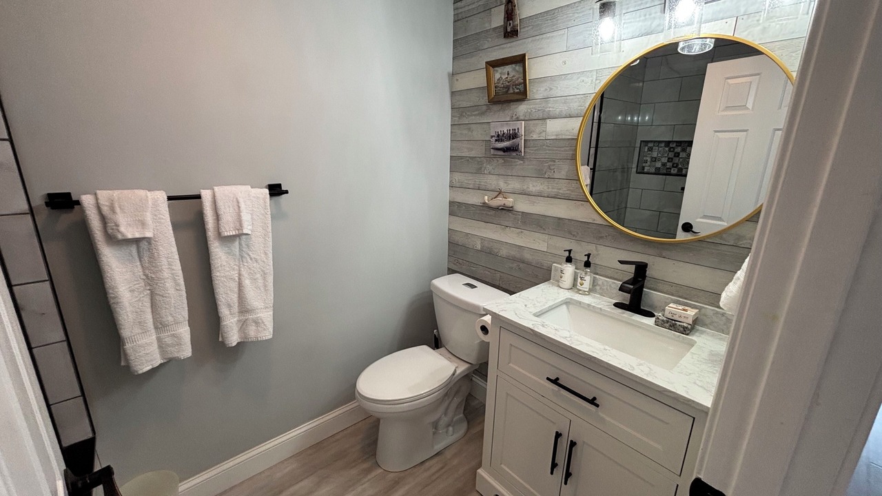 Photo of Bathroom in Ogunquit
