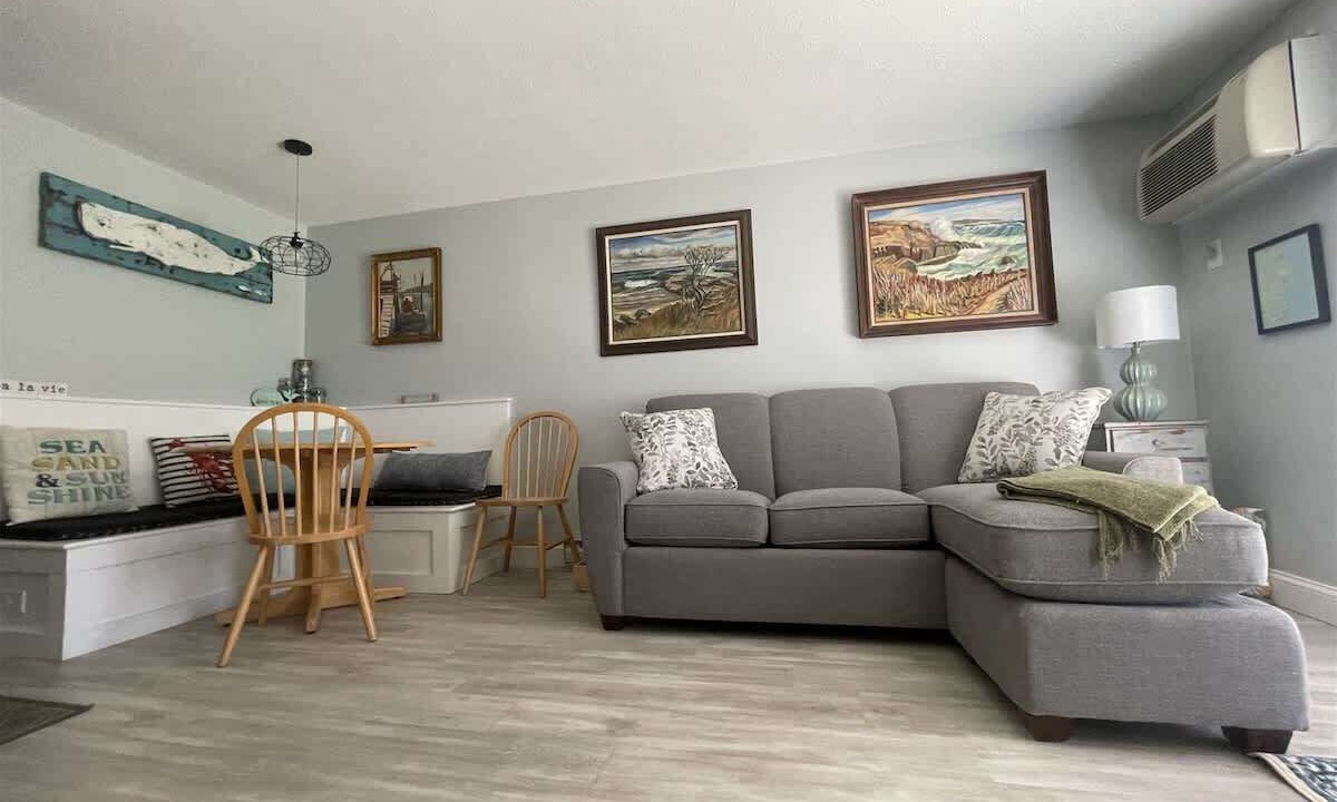 Photo of Livingroom in Ogunquit