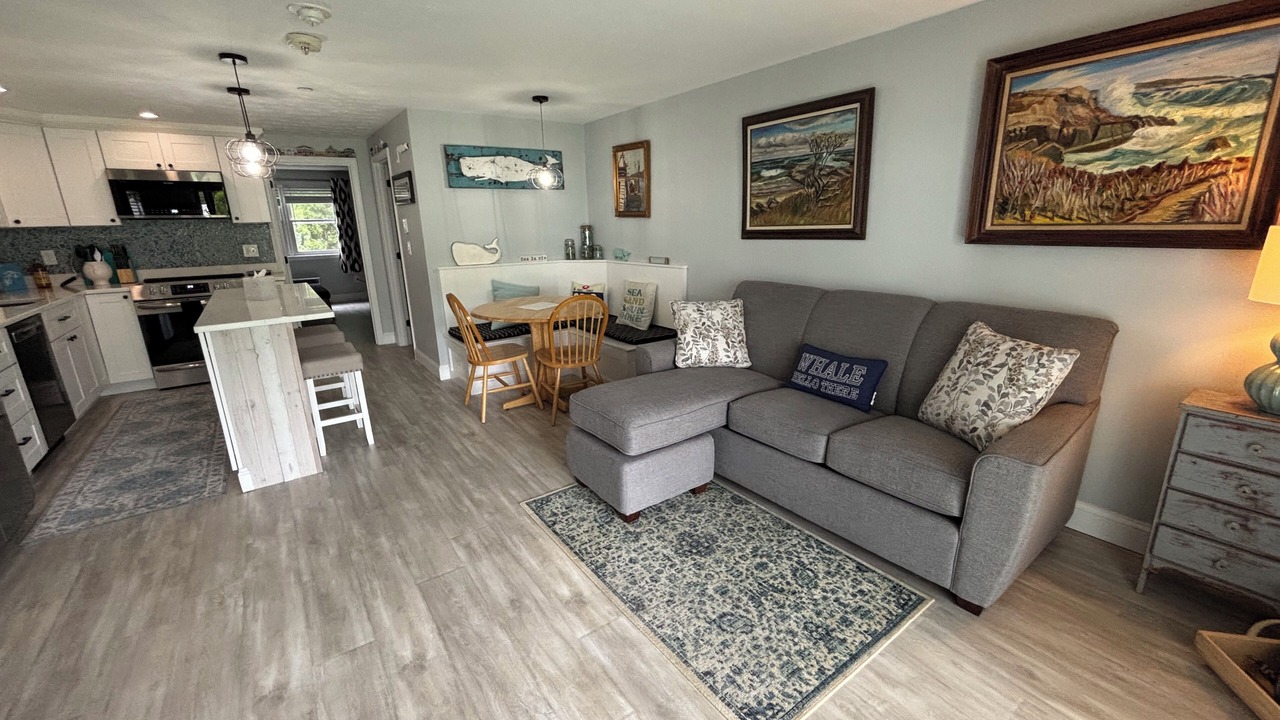 Photo of Livingroom in Ogunquit