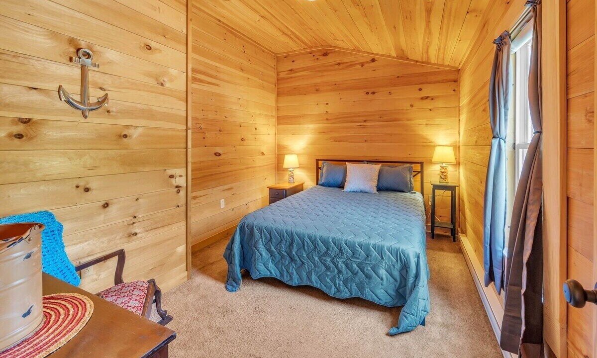 Photo of Bedroom in Seawall