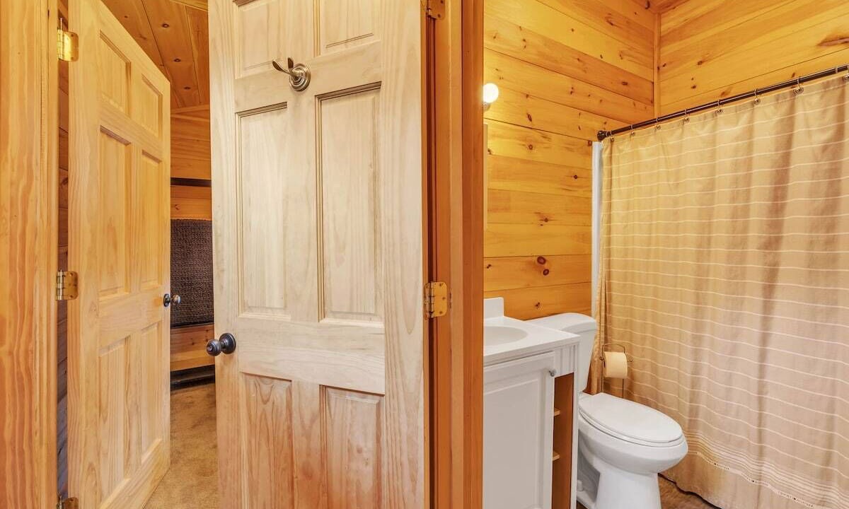 Photo of Bathroom in Seawall
