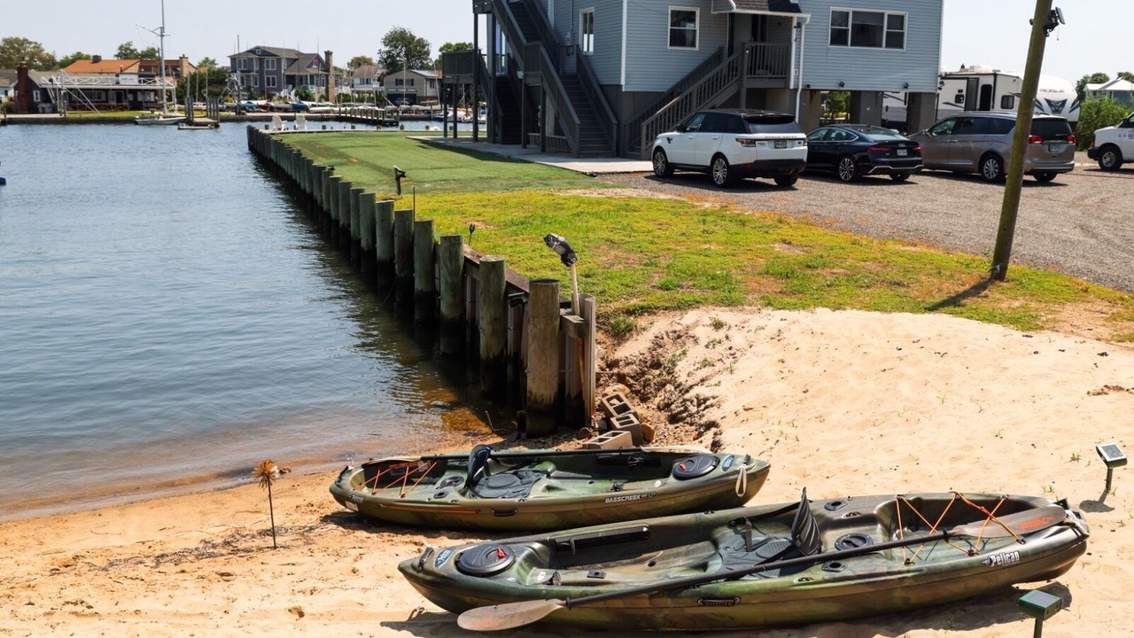 Photo of Others in East Massapequa