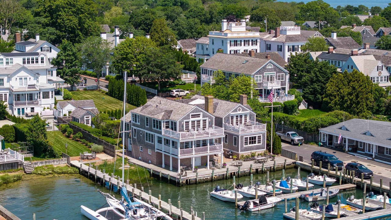 Photo of Others in Edgartown