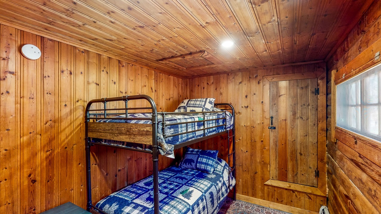 Photo of Bedroom in Otis